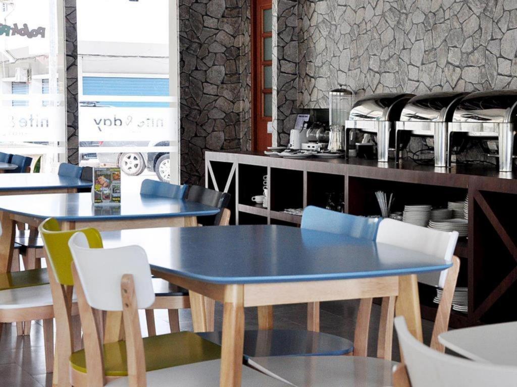 Hotel Nite And Day Batam Jodoh Square Exterior foto